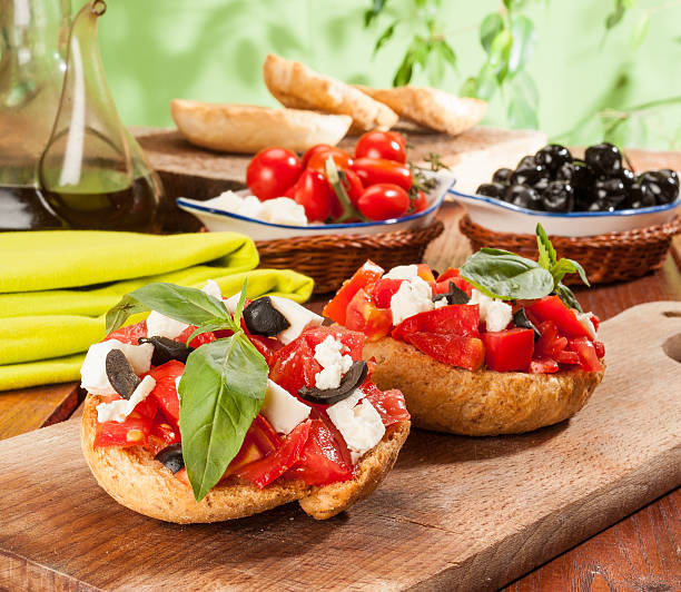 frisella tomato and cheese Feta typical italian dish Dileo Friselle Classiche 400 g - immagine 1